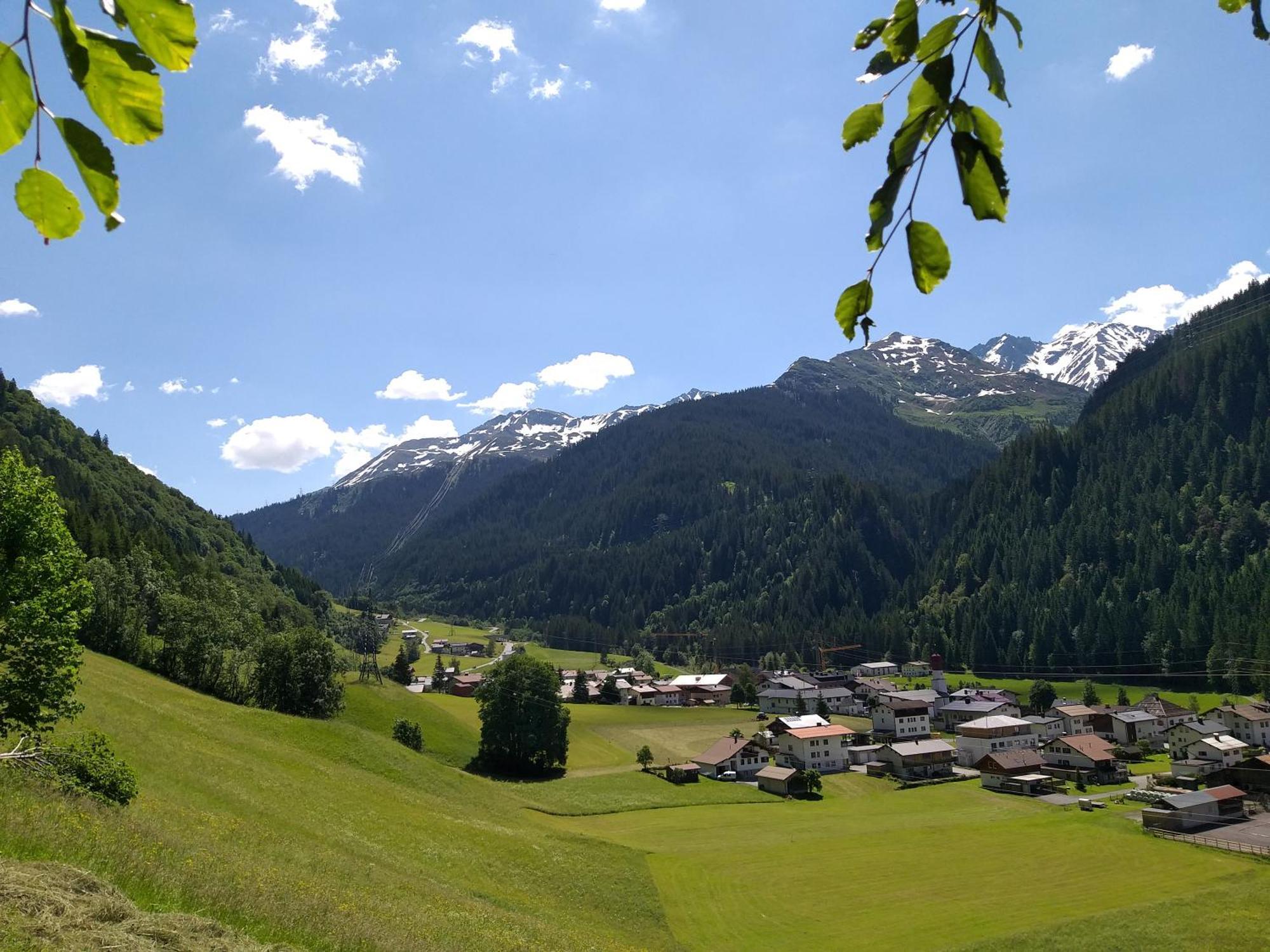 Landhaus Juritsch Klosterle am Arlberg Esterno foto