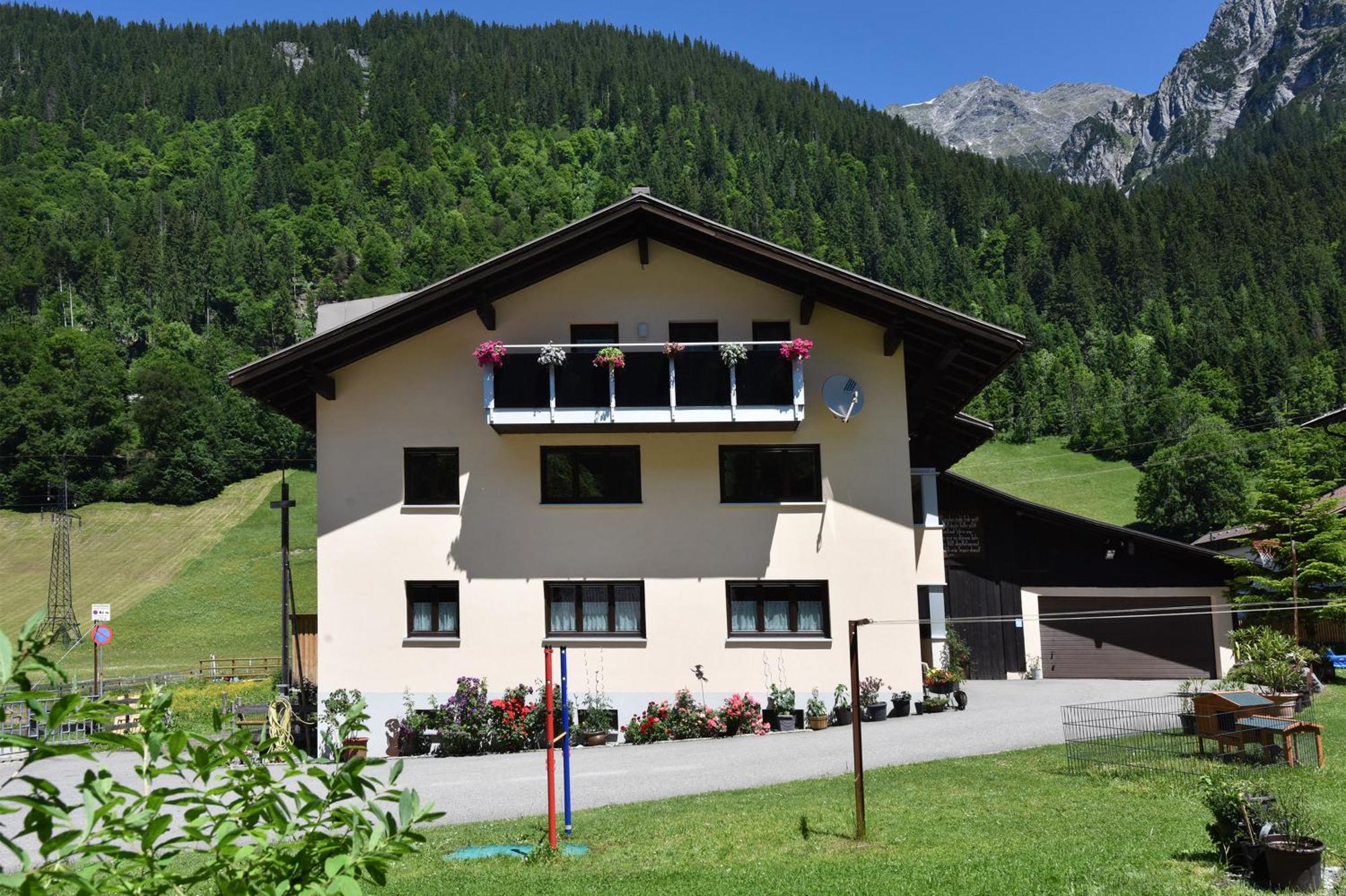 Landhaus Juritsch Klosterle am Arlberg Esterno foto