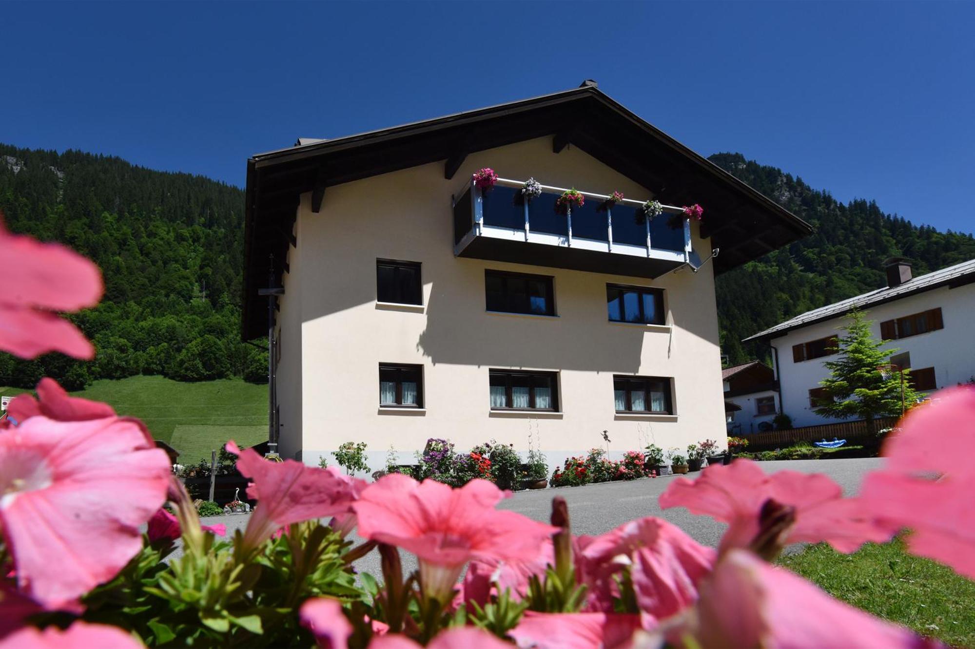 Landhaus Juritsch Klosterle am Arlberg Esterno foto