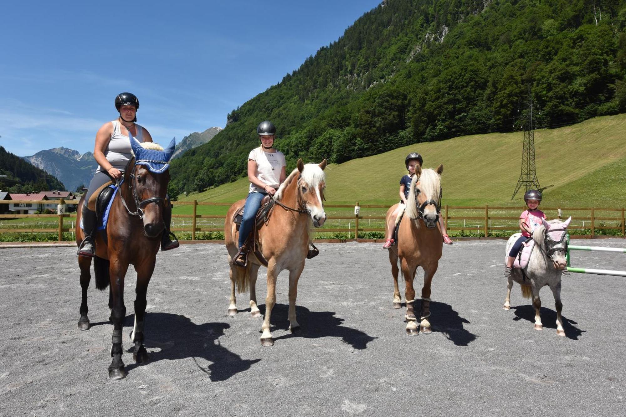 Landhaus Juritsch Klosterle am Arlberg Esterno foto
